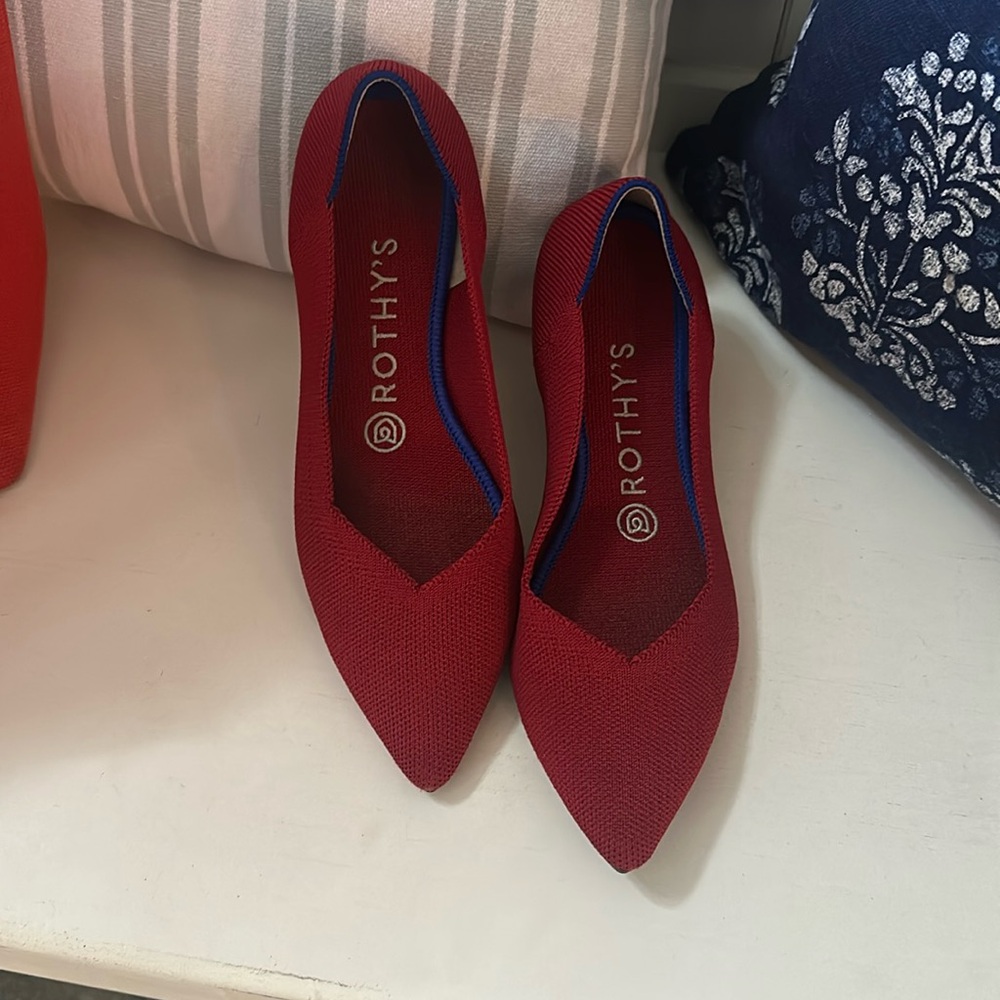 Rothy’s Women’s The Point Cherry Red Flats 7.5